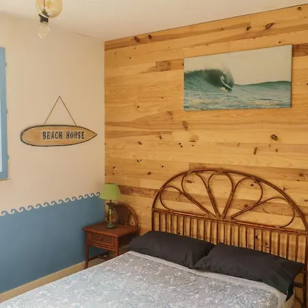 Roofless Surf بيت ضيافة *